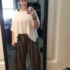 <h1>What Queens Like <strong>You</strong> Are Saying</h1>